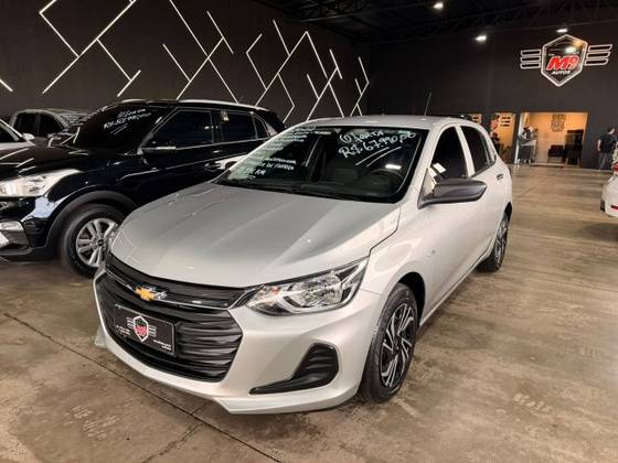 CHEVROLET ONIX 1.0 TURBO FLEX AUTOMÁTICO CHEVROLET ONIX 1.0 TURBO FLEX AUTOMÁTICO